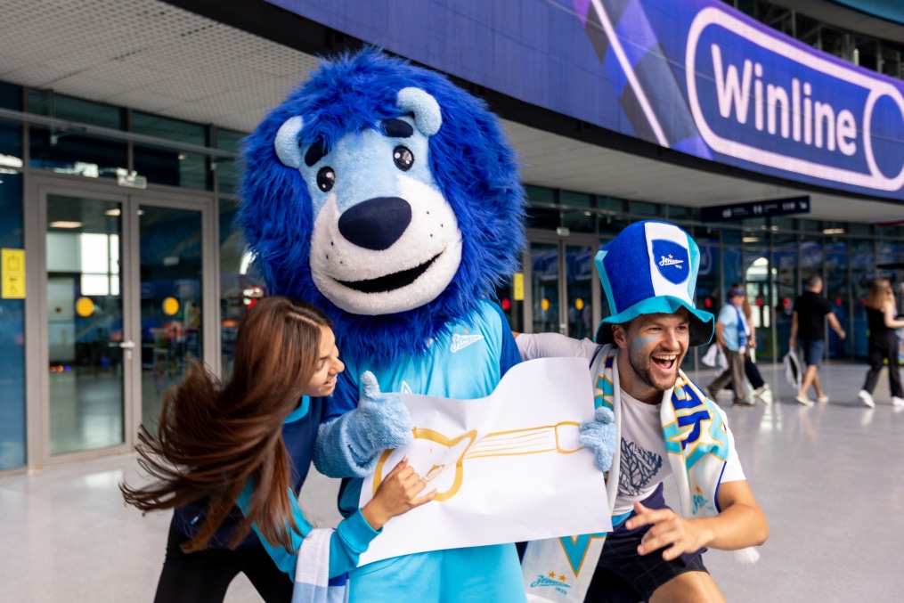 Фан-променад на матче «Зенит» — «Факел»