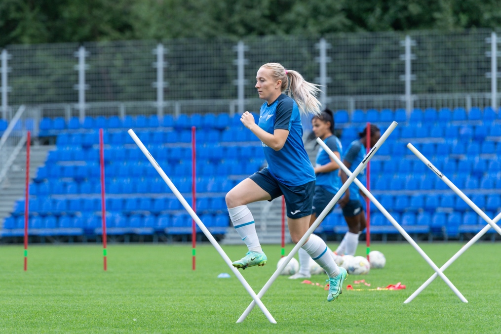 Тренировка женской команды «Зенит» перед матчем с «Динамо»