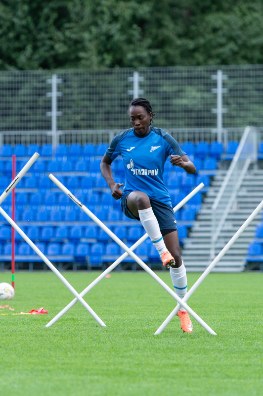 Тренировка женской команды «Зенит» перед матчем с «Динамо»