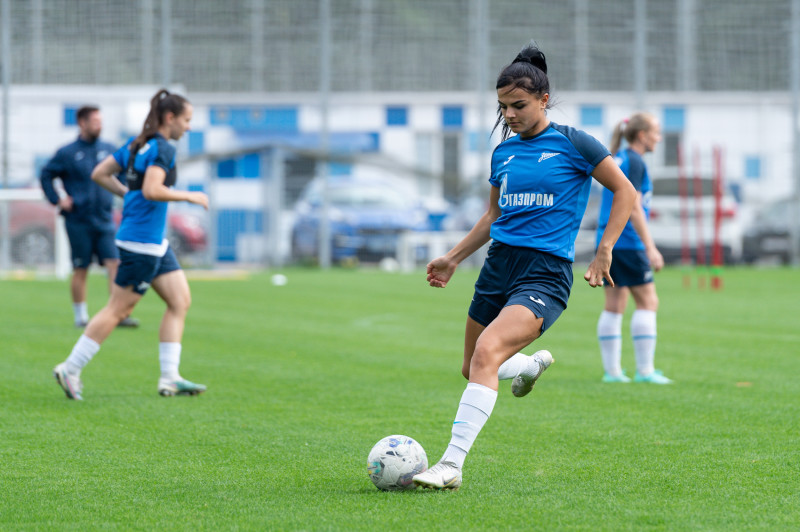 Тренировка женской команды «Зенит» перед матчем с «Динамо»