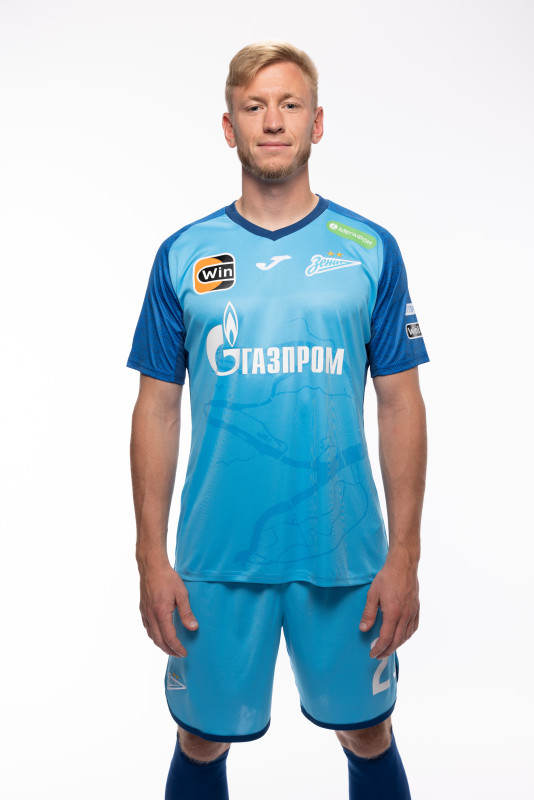 Индивидуальная фотосессия игроков ФК «Зенит» в форме Joma сезона 2023/24