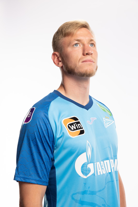 Индивидуальная фотосессия игроков ФК «Зенит» в форме Joma сезона 2023/24