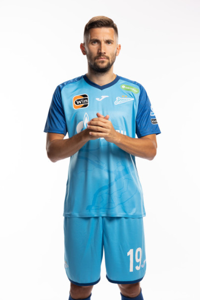 Индивидуальная фотосессия игроков ФК «Зенит» в форме Joma сезона 2023/24