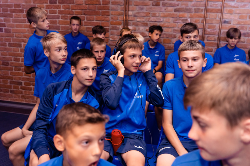 Экскурсия «Зенита»-2010 в галерею «Цифергауз»