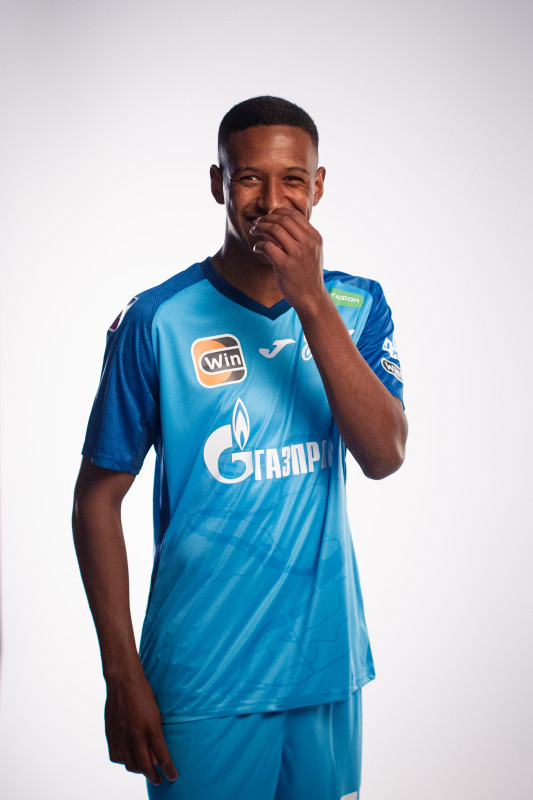 Бэкстейдж фотосъемки основной команды «Зенит» сезона 2023/24 (1-й день)