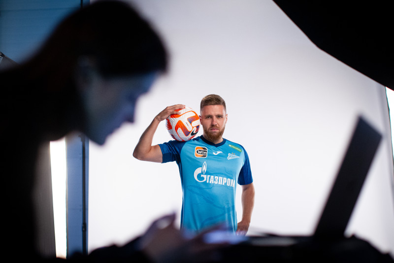 Бэкстейдж фотосъемки основной команды «Зенит» сезона 2023/24 (1-й день)