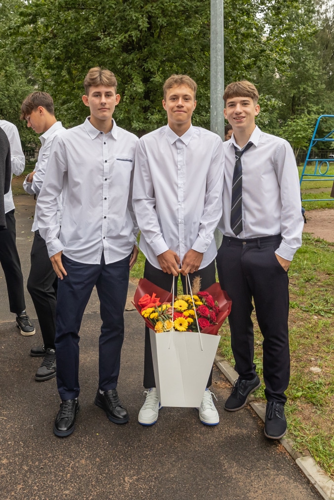 Воспитанники «Газпром»-Академии на «Дне знаний» в лицее № 95