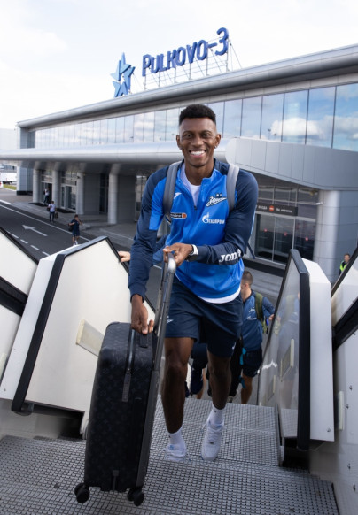 Вылет команды «Зенит» на матч с ЦСКА