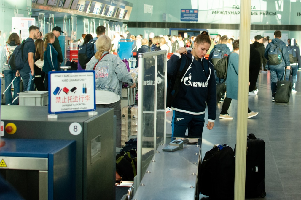 Выезд женской команды «Зенит» на матч со «Звездой-2005»