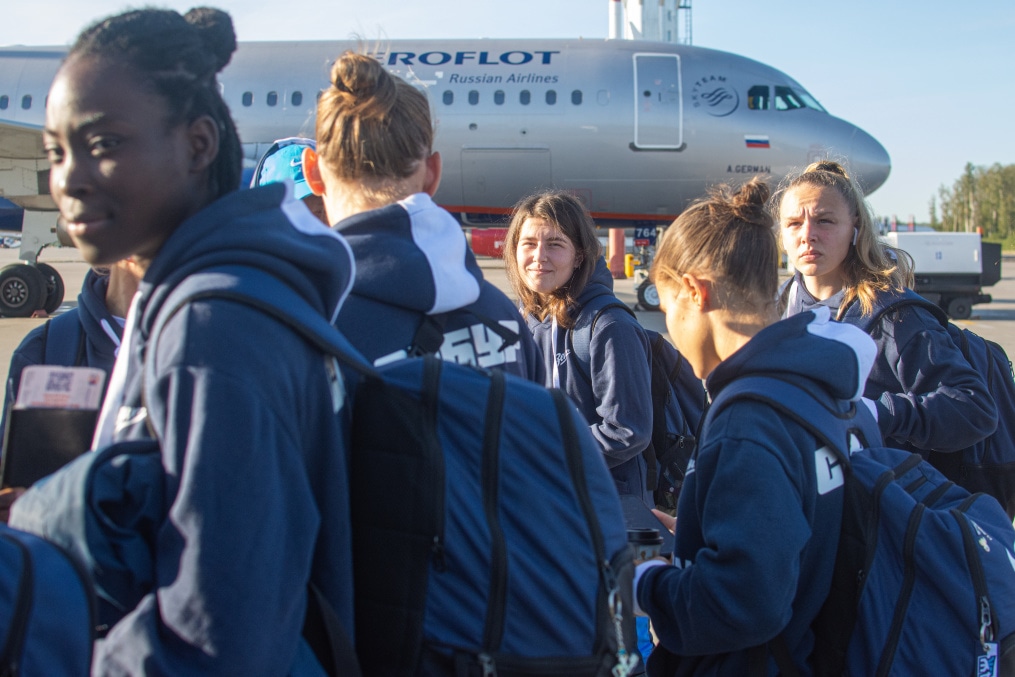 Выезд женской команды «Зенит» на матч со «Звездой-2005»