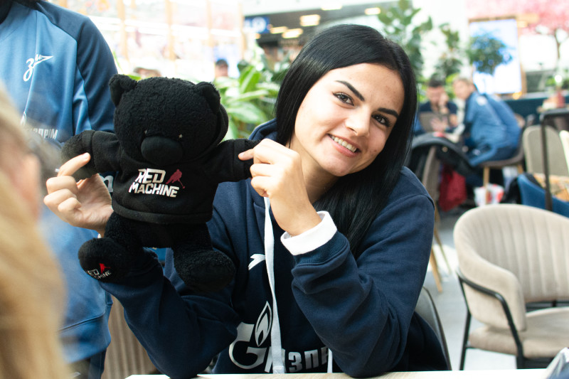 Выезд женской команды «Зенит» на матч со «Звездой-2005»