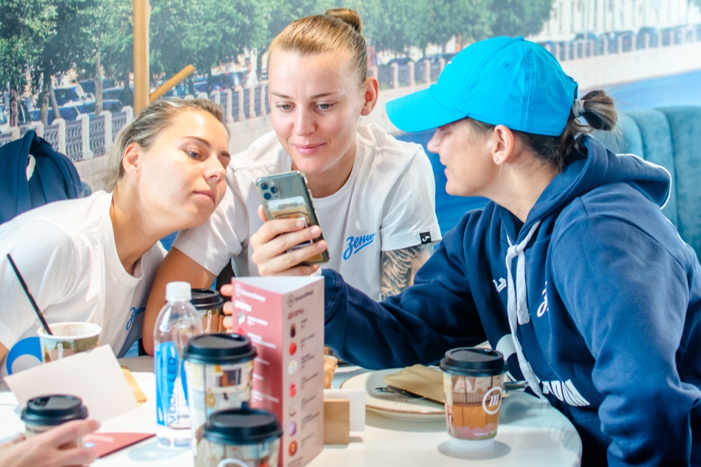 Выезд женской команды «Зенит» на матч со «Звездой-2005»