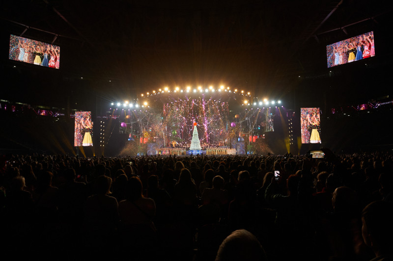 Новогодний концерт «Рождественские Открытки»