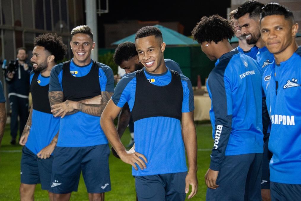 Зимние «Газпром» — тренировочные сборы в Абу-Даби,14 января, вечерняя тренировка