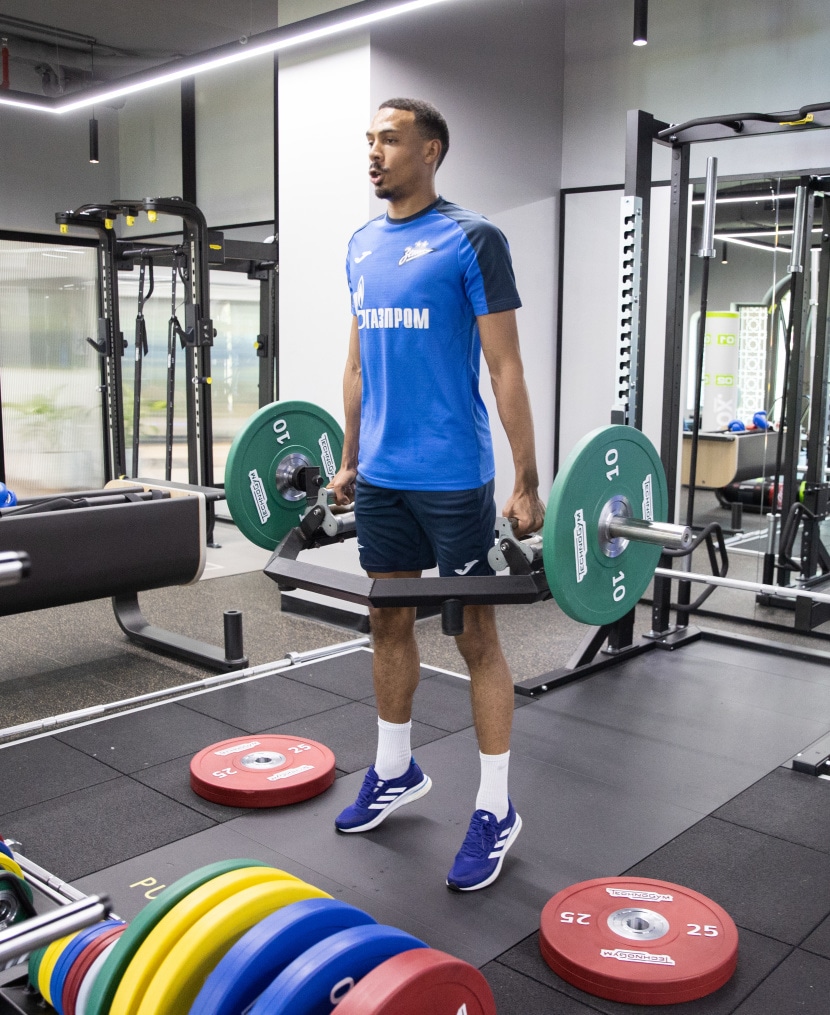 Зимние «Газпром» — тренировочные сборы в Абу-Даби,16 января утренняя тренировка