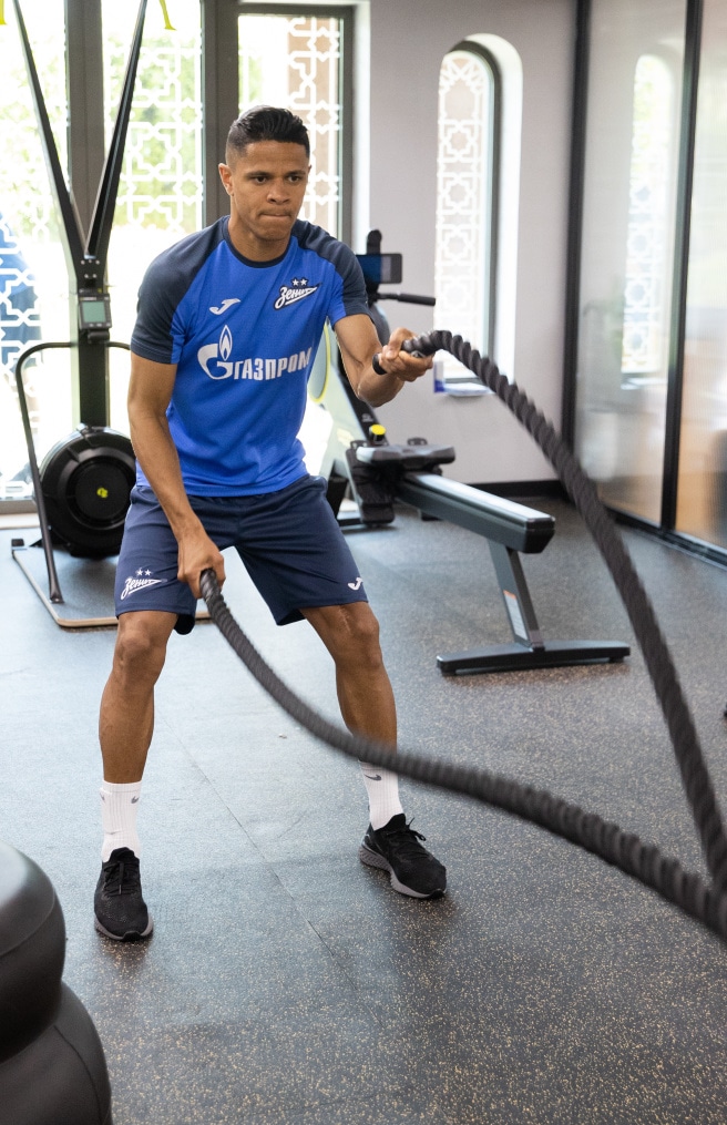 Зимние «Газпром» — тренировочные сборы в Абу-Даби,16 января утренняя тренировка