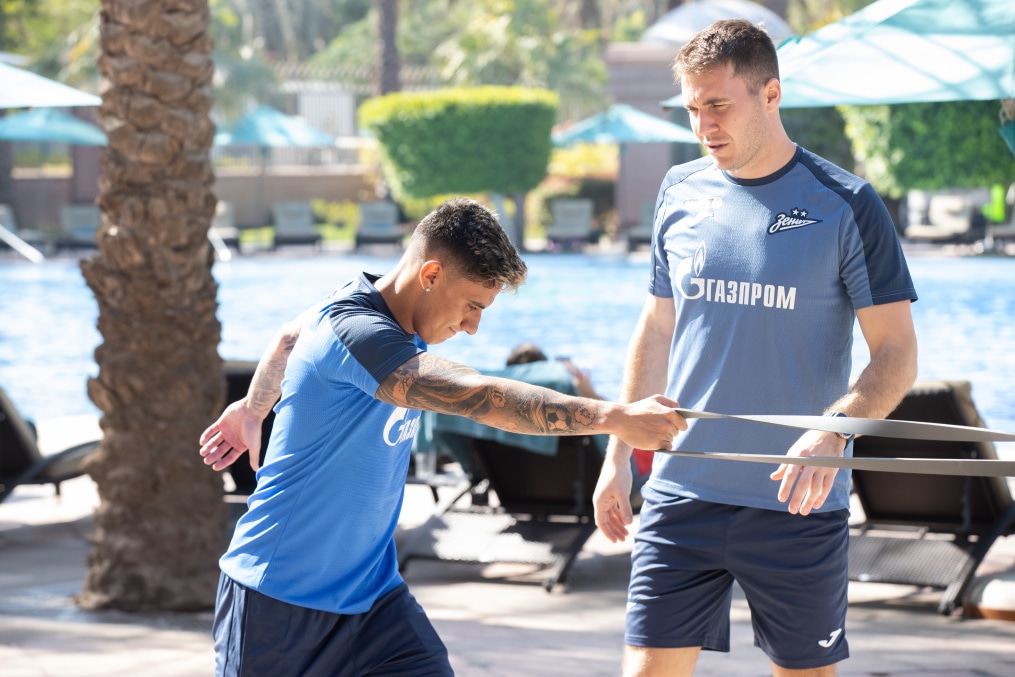 Зимние «Газпром» — тренировочные сборы в Абу-Даби,16 января утренняя тренировка