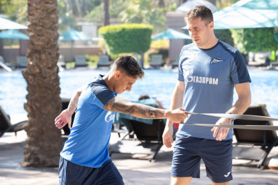 Зимние «Газпром» — тренировочные сборы в Абу-Даби,16 января утренняя тренировка