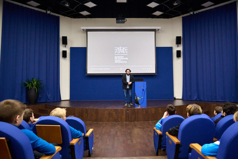 Просмотр фильма киностудии «Ленфильм» — «Зенит-44» в Академии