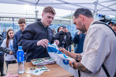 Автограф-сессия легенд перед матчем «Зенит»-2 — «Чертаново»