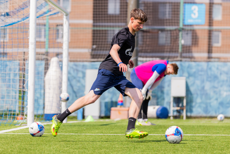 Тренировка «Зенита»-2 перед матчем с ФК «Космос»