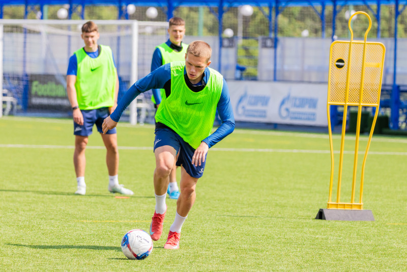Тренировка «Зенита»-2 перед матчем с ФК «Космос»