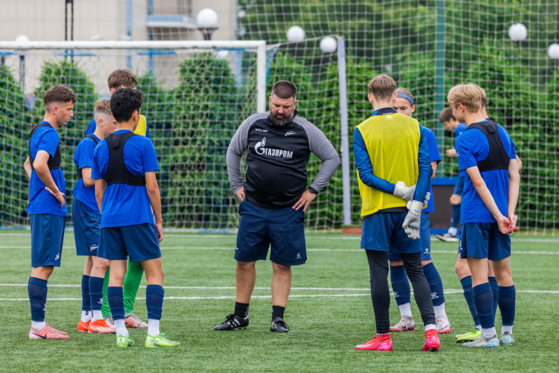 Тренировка юношеской команды «Зенит» U-16 перед матчем с «Локомотивом»