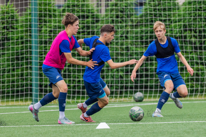 Тренировка юношеской команды «Зенит» U-16 перед матчем с «Локомотивом»