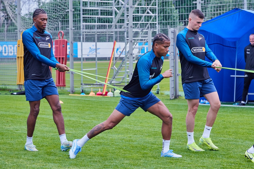 «Дневник сборов»: вечерняя тренировка основного состава ФК «Зенит»