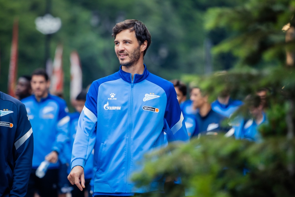 Утренняя прогулка команды по Розе Хутор