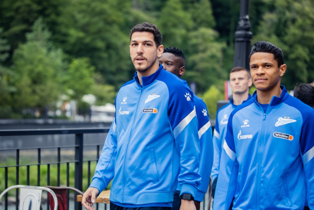 Утренняя прогулка команды по Розе Хутор