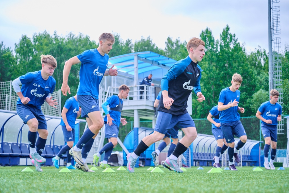 Тренировка «Зенита»-м перед матчем с «Крыльями Советов»-м