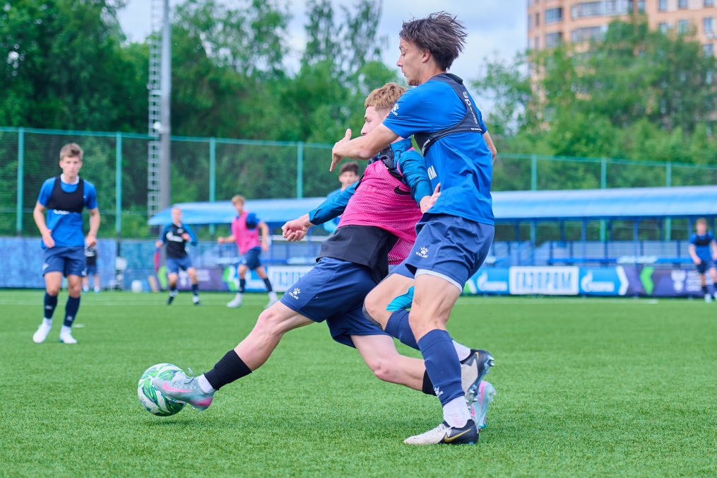 Тренировка «Зенита»-м перед матчем с «Крыльями Советов»-м