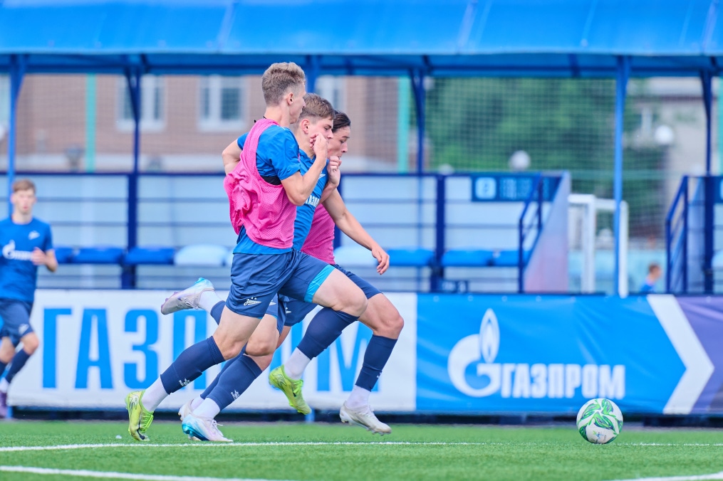 Тренировка «Зенита»-м перед матчем с «Крыльями Советов»-м