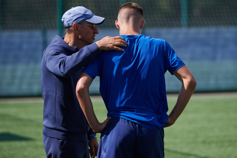 Тренировка юношеской команды «Зенит» U-17 перед матчем с «Акроном» U-17