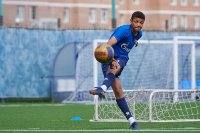 Тренировка юношеской команды «Зенит» U-16 перед матчем с «Акроном» U-16