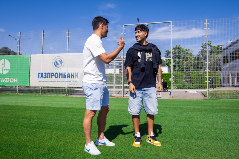 Роман Вега, первые дни в «Зените»