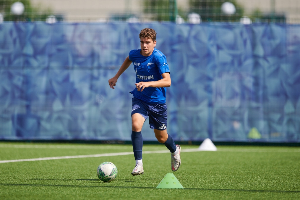 Тренировка «Зенита» U-17 перед матчем с «Мастер-Сатурном» U-17