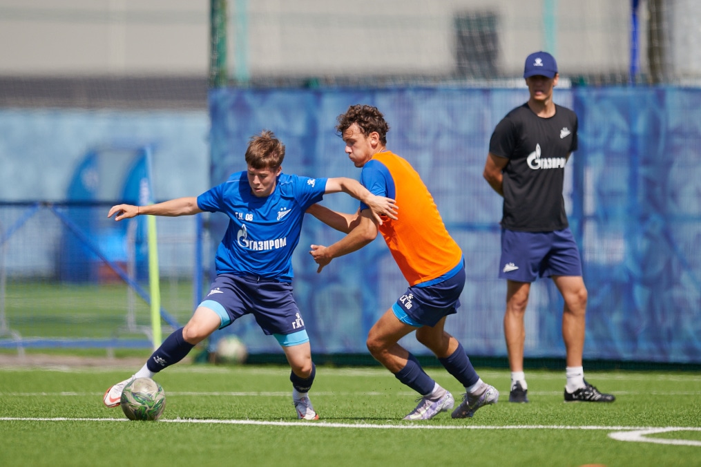 Тренировка «Зенита» U-17 перед матчем с «Мастер-Сатурном» U-17