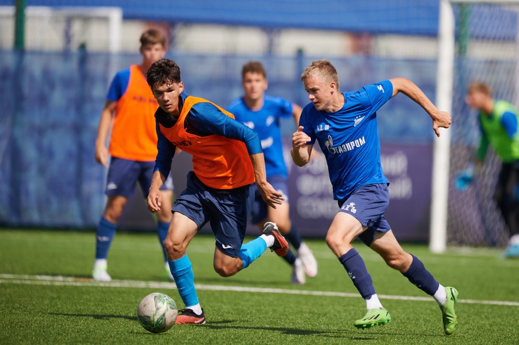 Тренировка «Зенита» U-17 перед матчем с «Мастер-Сатурном» U-17