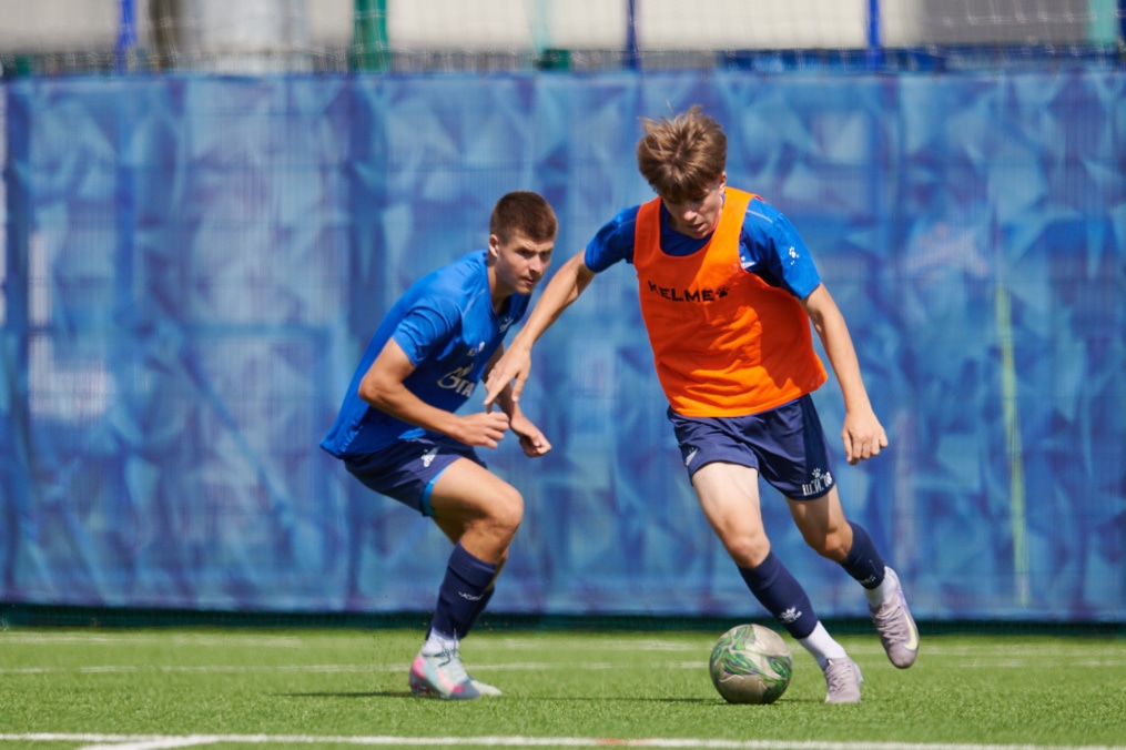 Тренировка «Зенита» U-17 перед матчем с «Мастер-Сатурном» U-17