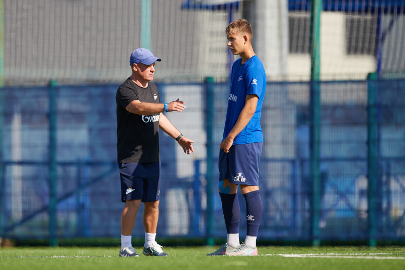 Тренировка «Зенита» U-18 перед матчем с «Рубином» U-18