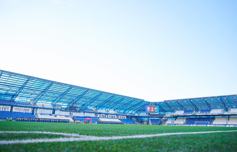 Виды стадиона «Газовик»