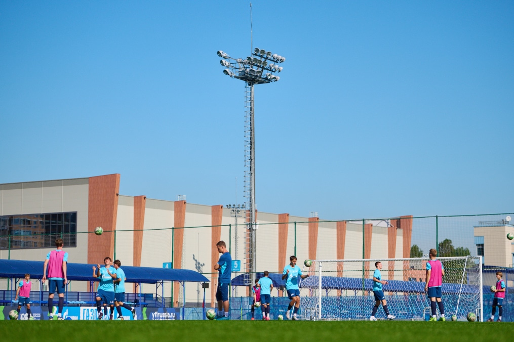 Тренировка «Зенита»-м перед матчем с «Ахматом»-м