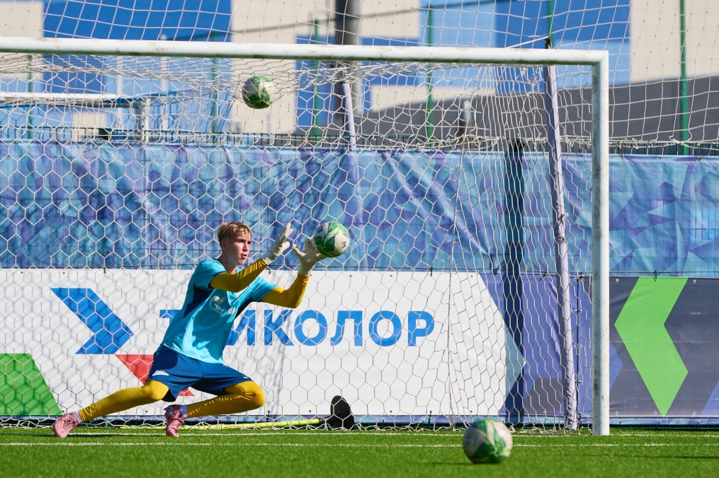 Тренировка «Зенита»-м перед матчем с «Ахматом»-м
