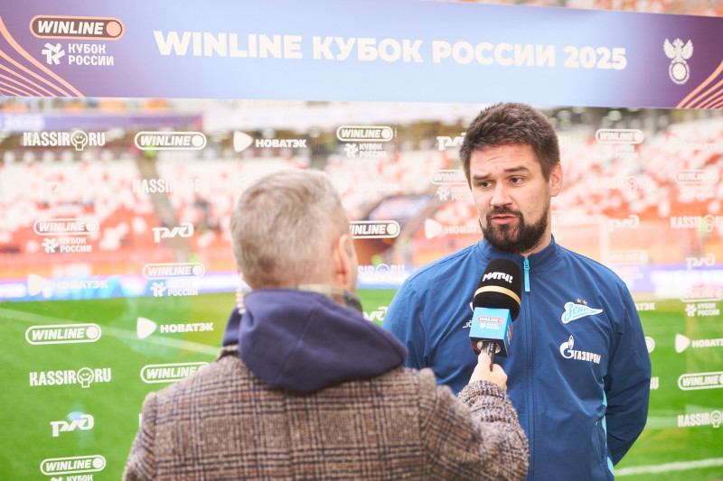 Разминка женской футбольной команды «Зенит» перед финалом Кубка России 2025