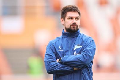 Разминка женской футбольной команды «Зенит» перед финалом Кубка России 2025