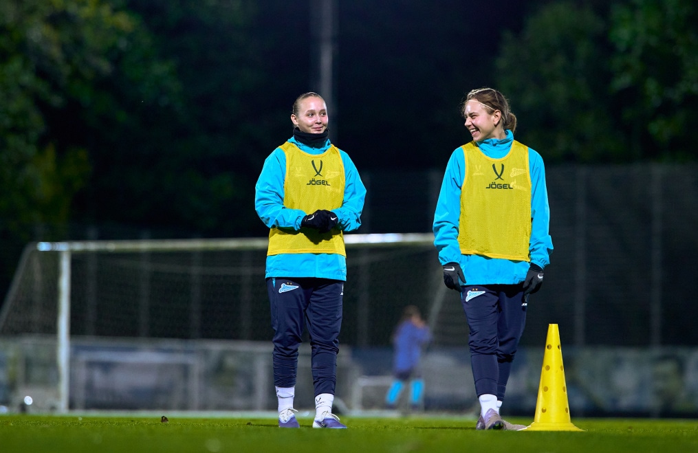 Тренировка женской молодежной команды перед матчем с «Чертаново»-м