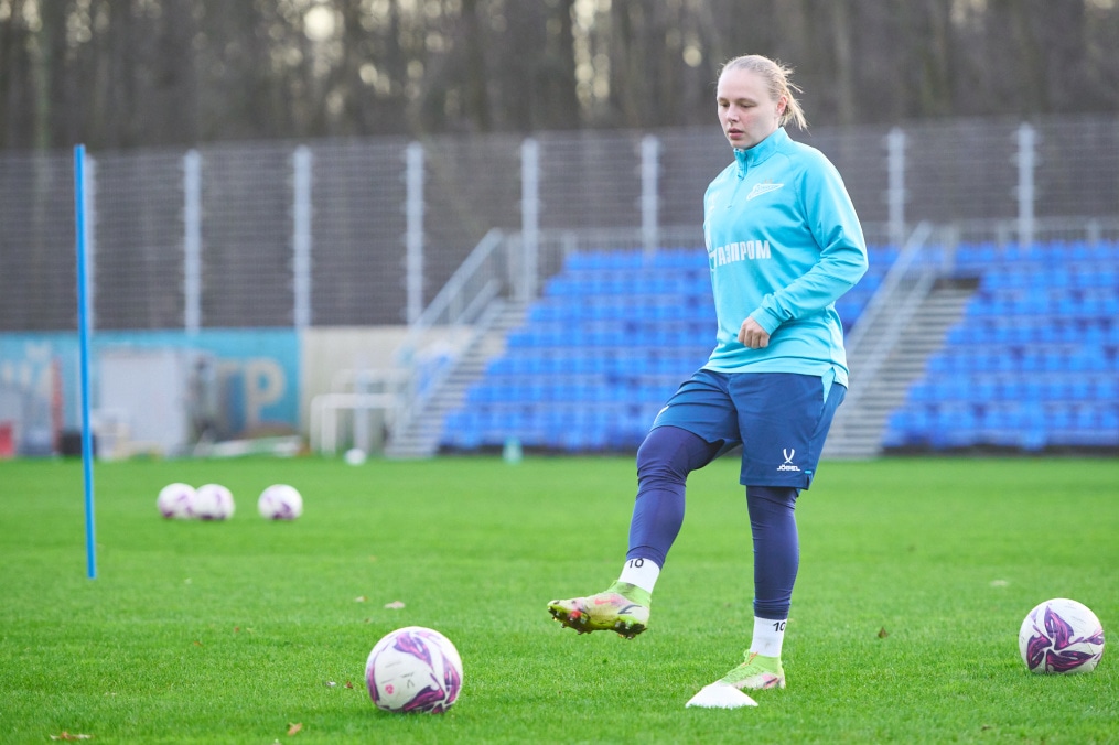Тренировка женской команды «Зенит» перед матчем с ЦСКА
