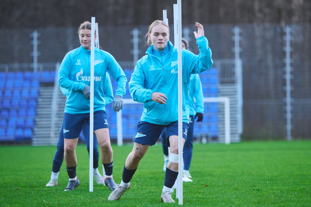 Тренировка женской команды «Зенит» перед матчем с ЦСКА